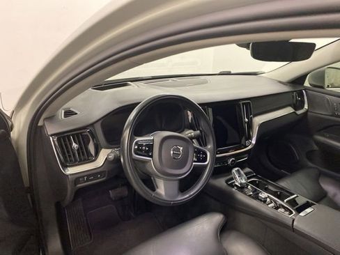 Used 2021 Volvo S60 T8 Inscription image 7
