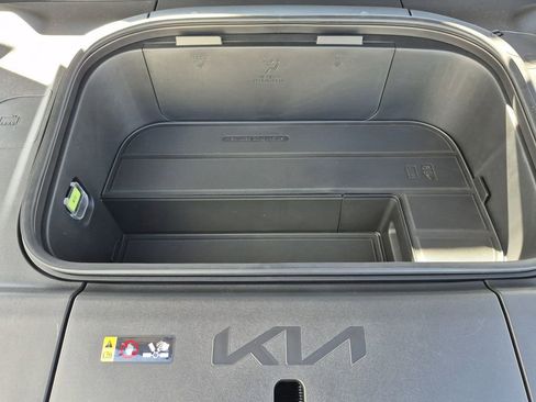 New 2026 Kia EV9 Land image 18