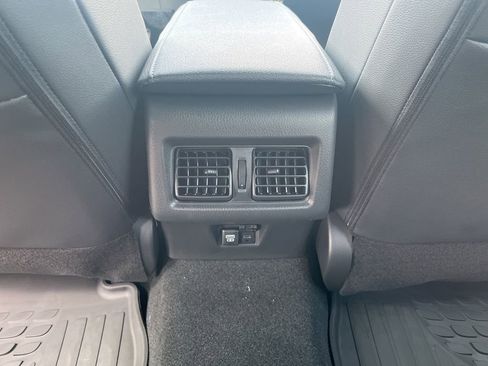 Used 2026 Toyota Camry XSE AWD/4WD image 16