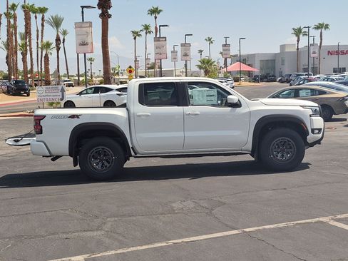 New 2026 Nissan Frontier PRO-4X w/ Pro Premium Package AWD/4WD image 5