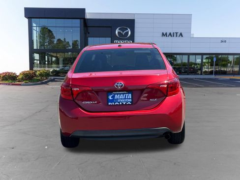 Used 2019 Toyota Corolla XLE FWD image 4