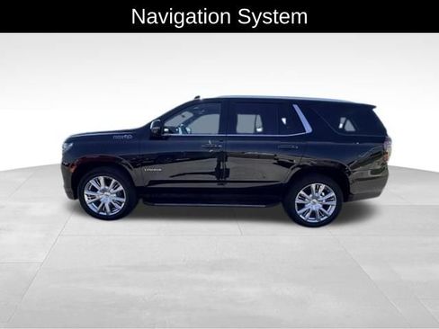 Certified 2022 Chevrolet Tahoe High Country AWD/4WD image 4