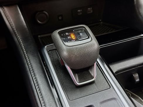Used 2023 Nissan Pathfinder SL w/ SL Premium Package AWD/4WD image 21