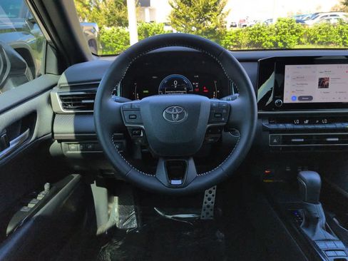 Used 2026 Toyota Camry SE w/ Convenience Package FWD image 15