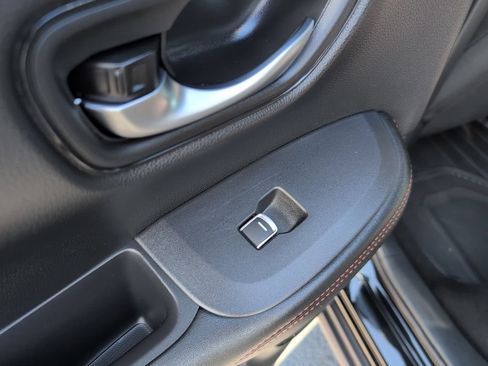 Used 2025 Honda HR-V Sport image 29