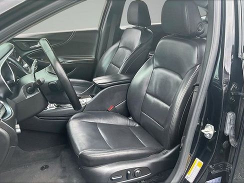 Used 2024 Chevrolet Malibu LT FWD image 21