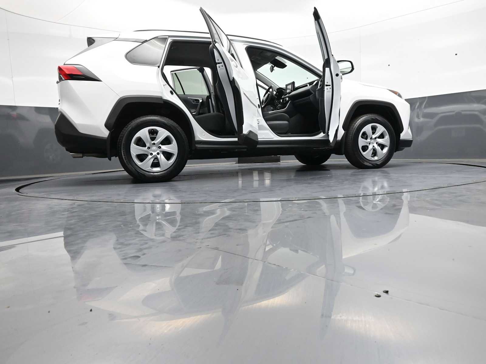Used 2019 Toyota RAV4 LE w/ All Weather Liner Package AWD/4WD image 46