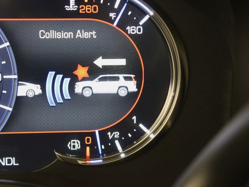 Used 2018 Cadillac Escalade Luxury image 79