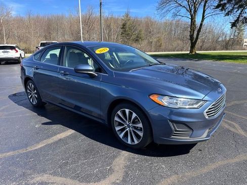 Used 2019 Ford Fusion SE AWD/4WD image 7