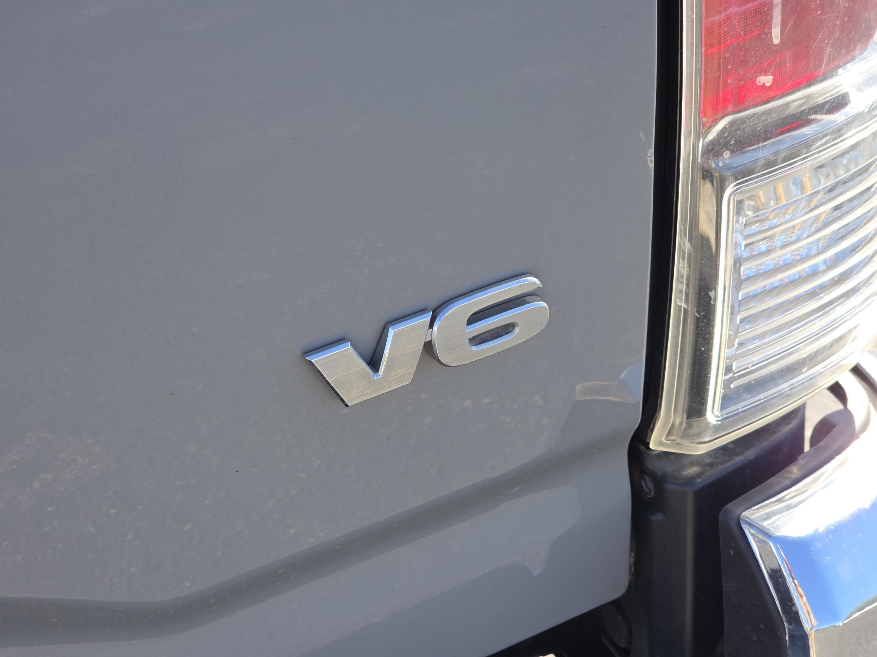 Used 2021 Toyota Tacoma Limited AWD/4WD image 28