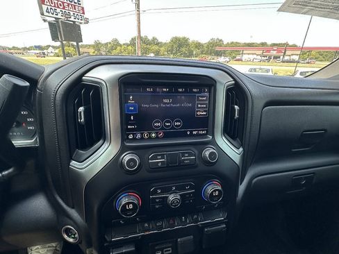 Used 2019 Chevrolet Silverado 1500 LT w/ All-Star Edition RWD image 13