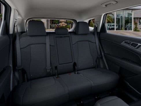New 2026 Kia Sportage LX image 16