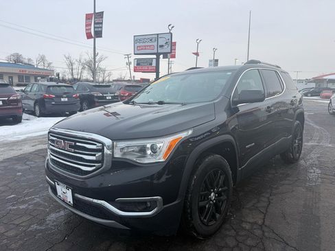 Used 2019 GMC Acadia SLT image 3