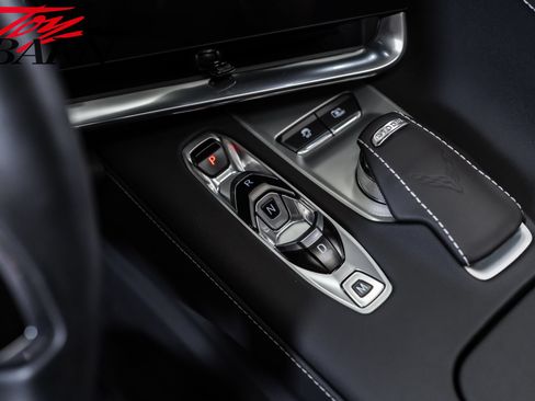 Used 2020 Chevrolet Corvette Stingray Preferred Cpe w/ 2LT Preferred Equipment Group RWD image 43