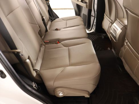 Used 2021 Lexus GX 460 Premium w/ Premium Package image 16