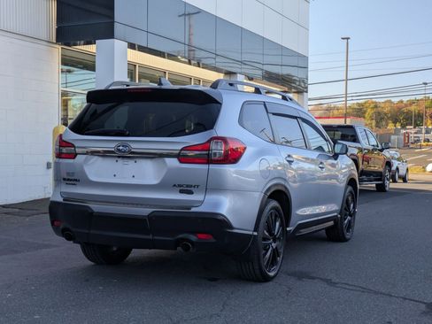 Used 2022 Subaru Ascent Onyx Edition image 4