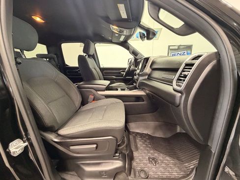 Used 2019 RAM 1500 Big Horn AWD/4WD image 19