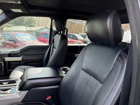 Used 2020 Ford F150 Lariat w/ Equipment Group 502A Luxury image 13