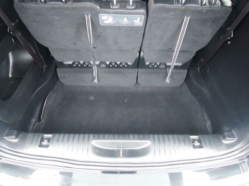 Used 2018 Chrysler Pacifica Touring-L w/ S Appearance Package FWD image 30