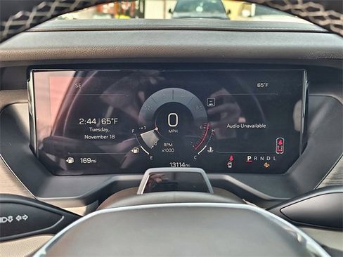 Used 2024 GMC Acadia Denali w/ Super Cruise Package image 25