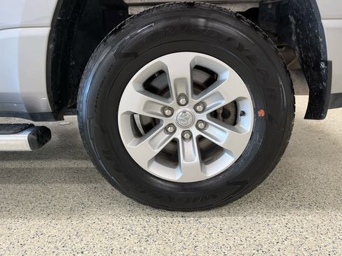 Used 2024 RAM 1500 Laramie image 11