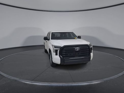 Used 2025 Toyota Tundra SR w/ SR Tow Package RWD image 5