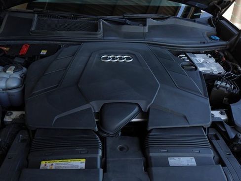 Used 2019 Audi Q8 Premium w/ Convenience Package image 30