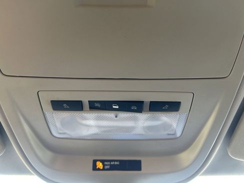 Used 2022 GMC Canyon AT4 image 25