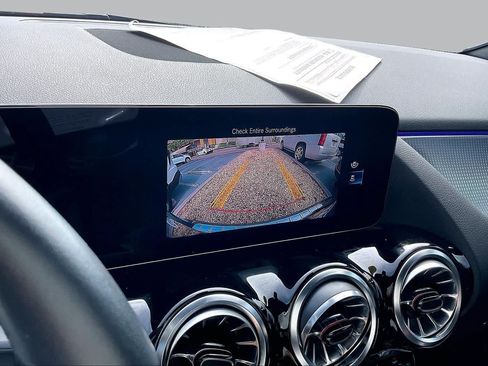 Used 2023 Mercedes-Benz GLA 250 image 21