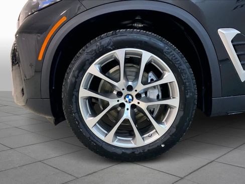 New 2026 BMW X5 xDrive40i w/ Executive Package image 11