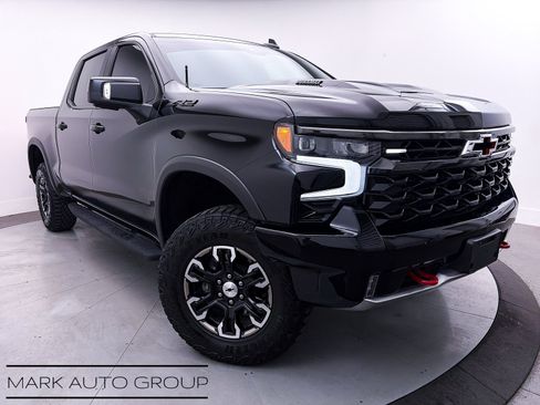 Used 2024 Chevrolet Silverado 1500 ZR2 w/ Technology Package image 1