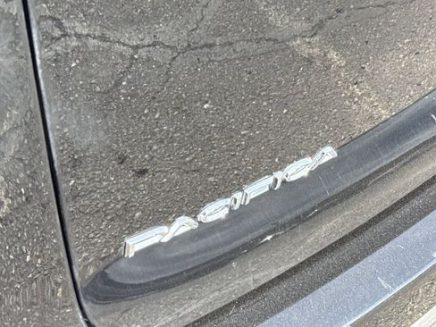 Used 2024 Chrysler Pacifica Select image 33