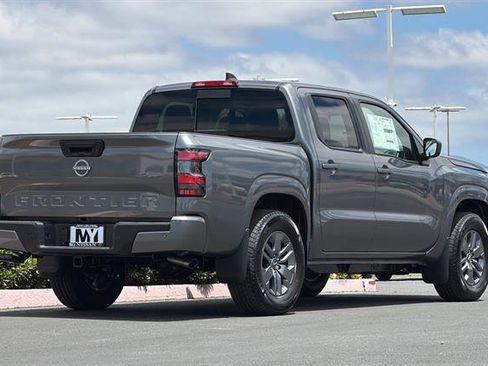 New 2026 Nissan Frontier SV w/ Tow Package RWD image 4