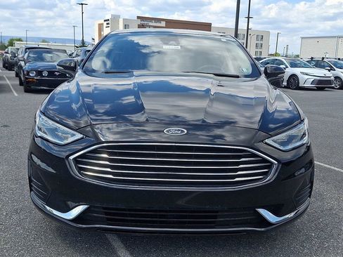 Used 2020 Ford Fusion SEL FWD image 2