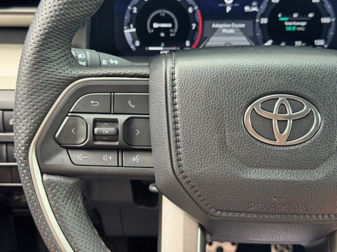 Used 2024 Toyota Tacoma TRD Sport w/ TRD Sport Upgrade Package RWD image 20
