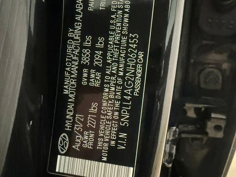 Used 2022 Hyundai Elantra SE FWD image 41