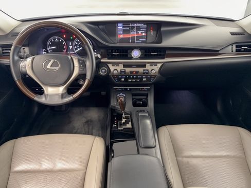 Used 2013 Lexus ES 350 w/ Luxury Pkg FWD image 17