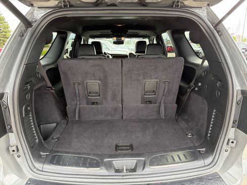 Used 2025 Dodge Durango GT image 36