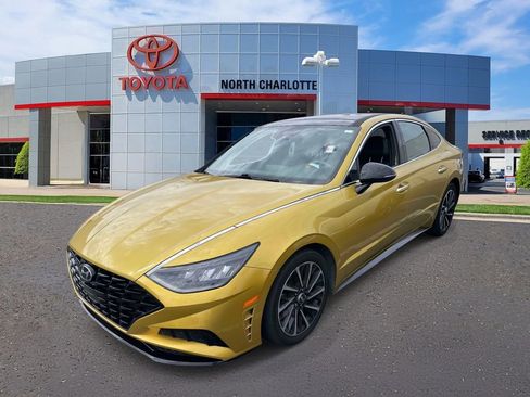 Used 2020 Hyundai Sonata SEL Plus w/ Tech Package image 4