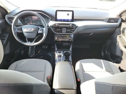 Certified 2022 Ford Escape SE w/ SE Sport Appearance Package FWD image 10