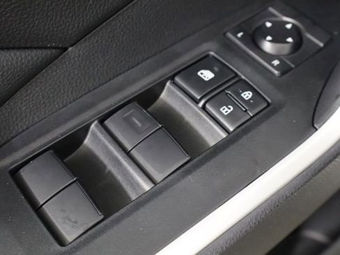 Used 2024 Toyota RAV4 LE AWD/4WD image 22