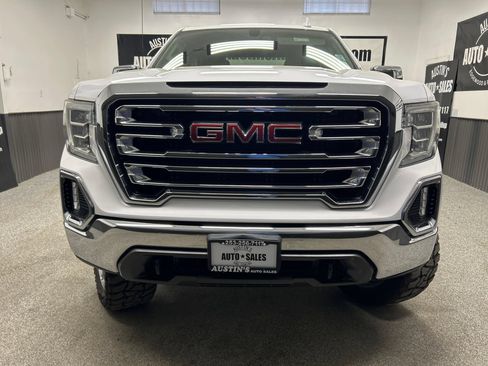 Used 2019 GMC Sierra 1500 SLT w/ Max Trailering Package AWD/4WD image 2
