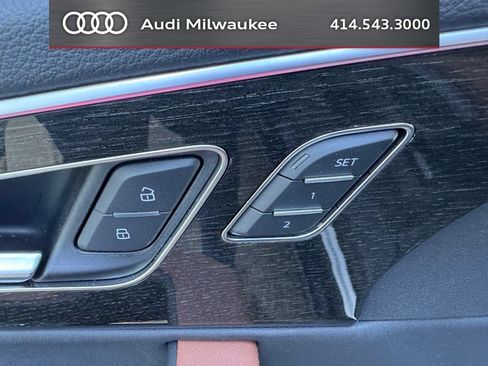 Used 2023 Audi Q7 2.0T Premium Plus w/ Premium Plus Package AWD/4WD image 7