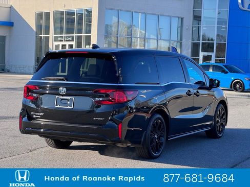 Used 2025 Honda Odyssey Sport-L image 7