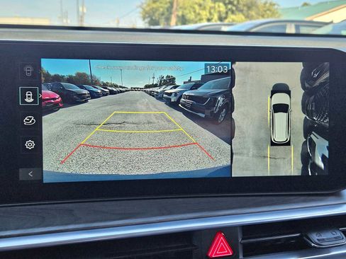 Used 2024 Kia Sorento SX image 30