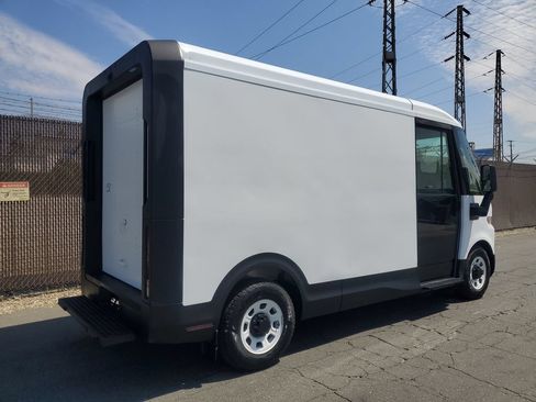 Used 2024 Chevrolet Brightdrop 400 w/ Commercial Equipment Package AWD/4WD image 4