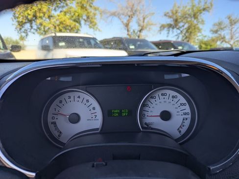 Used 2010 Ford Explorer Sport Trac XLT AWD/4WD image 28