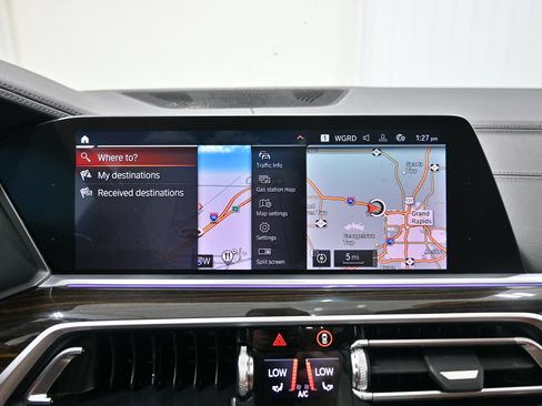 Used 2019 BMW X5 xDrive40i w/ Convenience Package AWD/4WD image 14