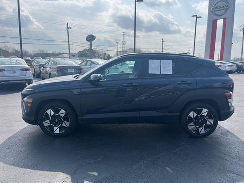 Used 2025 Hyundai Kona SEL image 6