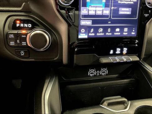 Used 2025 RAM 1500 Big Horn AWD/4WD image 31